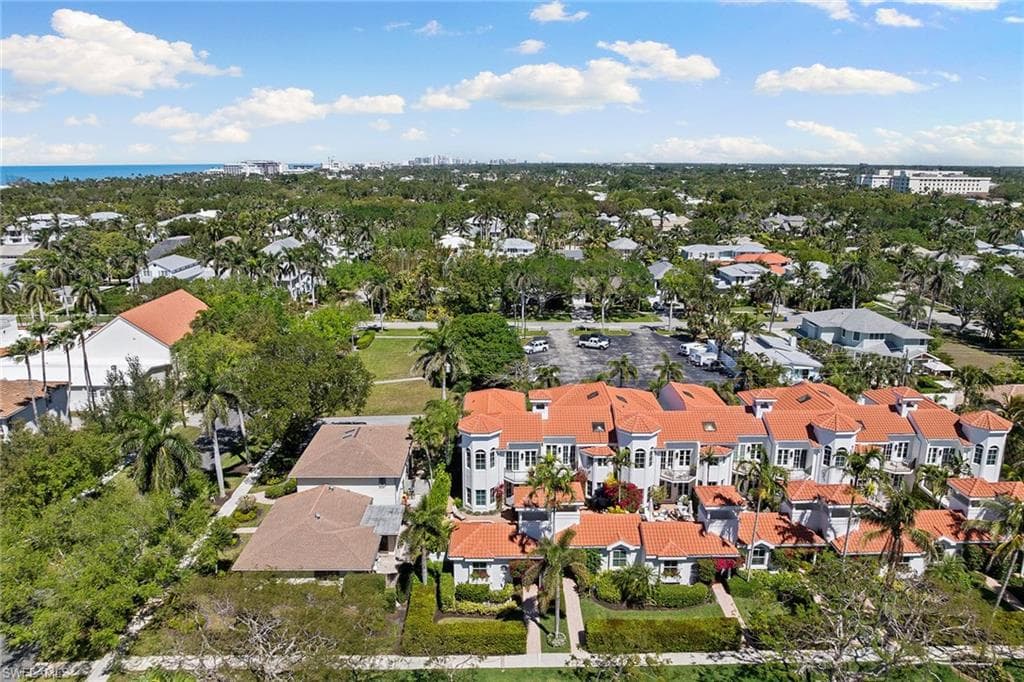 425 2nd Ave S A1, Naples, FL 34102-45