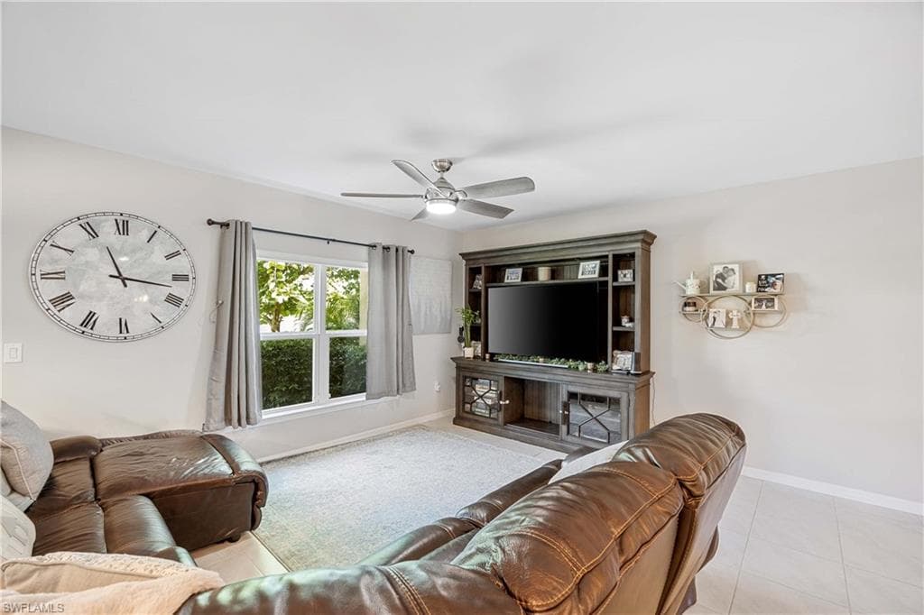 3764 Crofton Ct, Fort Myers, FL 33916-10