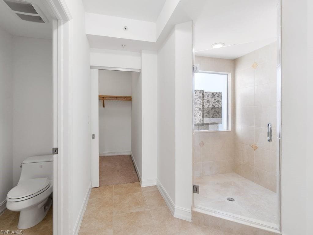 1100 Pine Ridge Rd B307, Naples, FL 34108-18