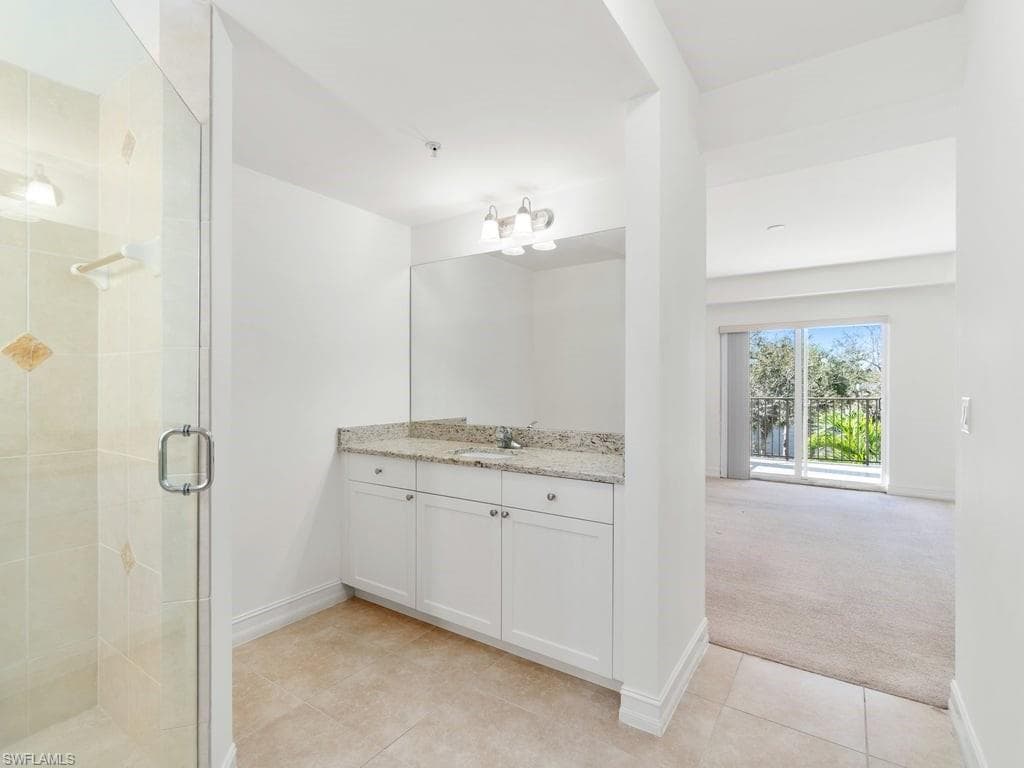 1100 Pine Ridge Rd B307, Naples, FL 34108-19