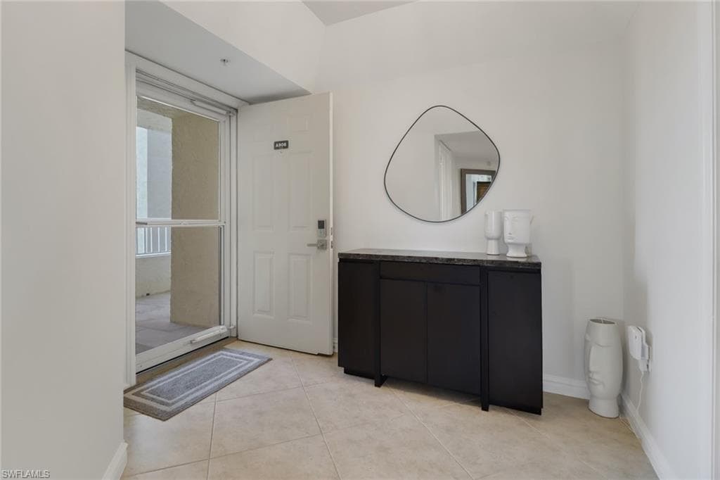 25 Bluebill Ave A906, Naples, FL 34108-29