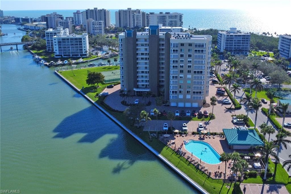 25 Bluebill Ave A906, Naples, FL 34108-35