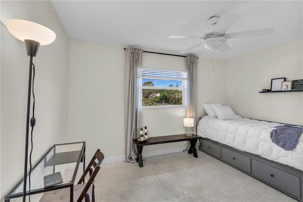 1136 Illinois Dr, Naples, FL 34103-14