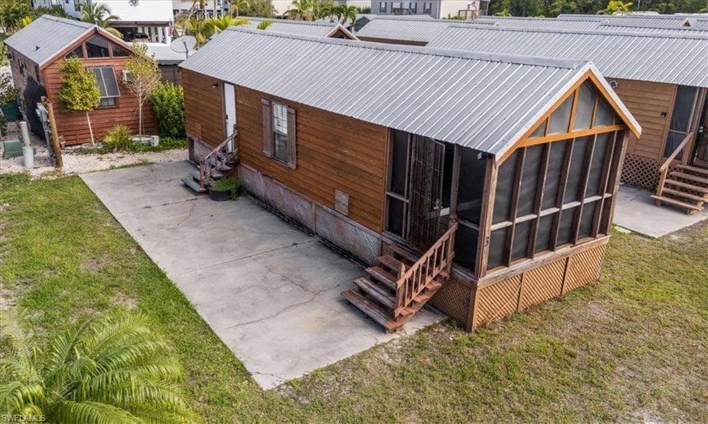 825 Copeland Ave S 3, Everglades City, FL 34108-9