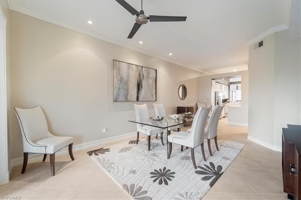 1845 Les Chateaux Blvd 302, Naples, FL 34109-24
