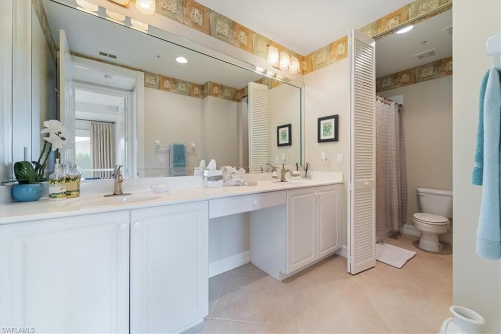 1845 Les Chateaux Blvd 302, Naples, FL 34109-34