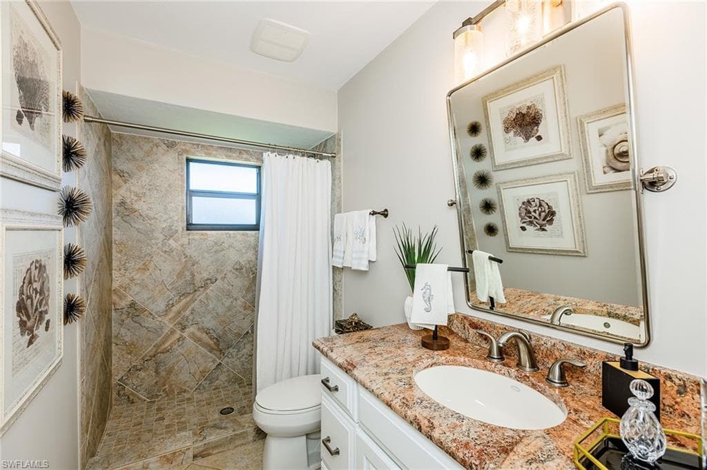 1711 Canary Ct, Marco Island, FL 34145-17