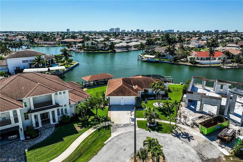 1711 Canary Ct, Marco Island, FL 34145-35