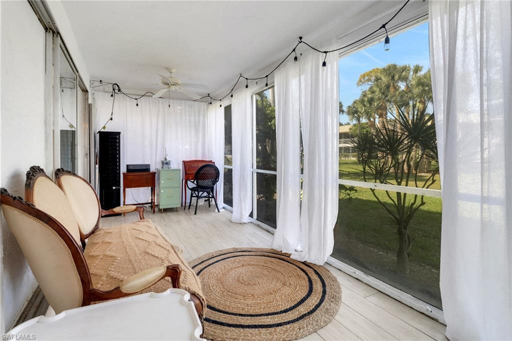 1549 Sandpiper St 39, Naples, FL 34102-11