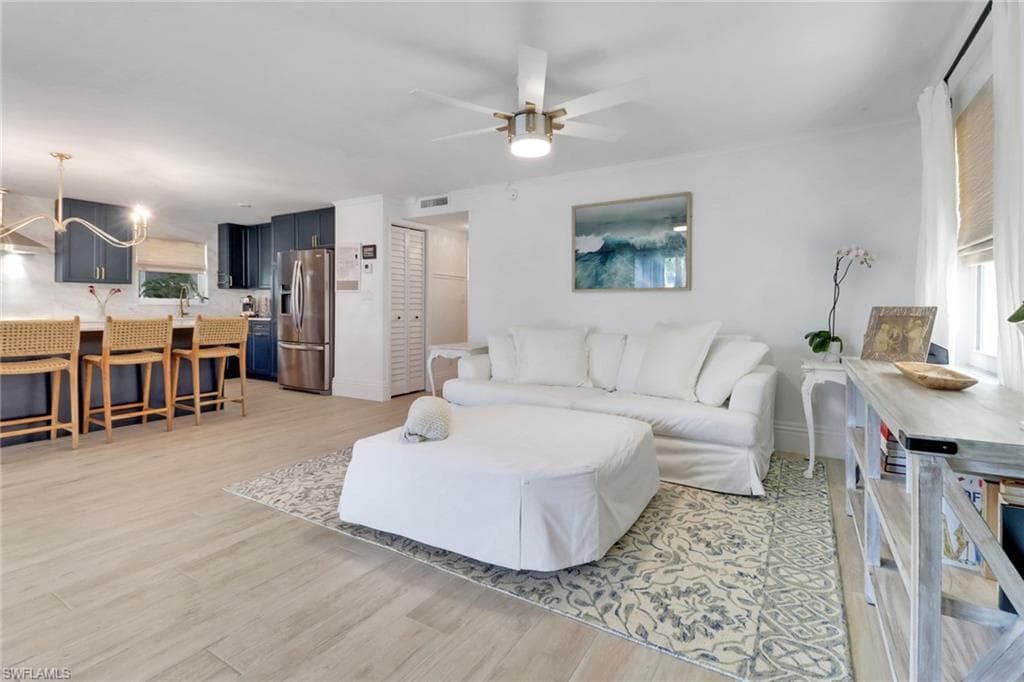 1549 Sandpiper St 39, Naples, FL 34102-3