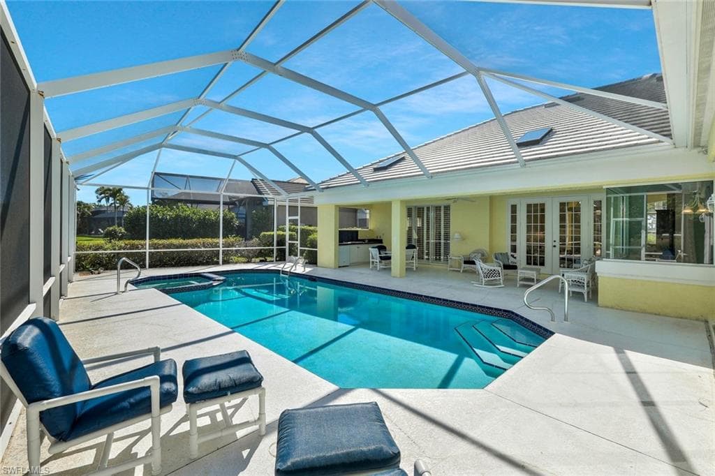 815 Ashburton Dr, Naples, FL 34110-17