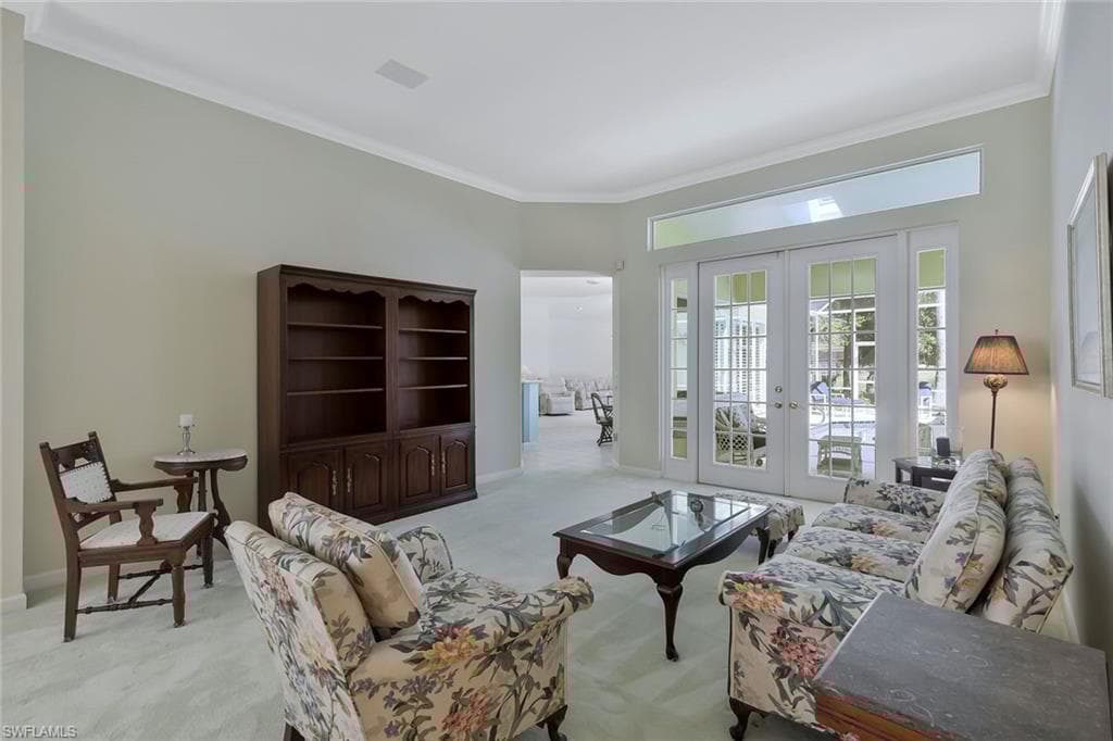 815 Ashburton Dr, Naples, FL 34110-4