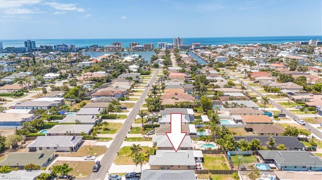 569 98th Ave N, Naples, FL 34108-24