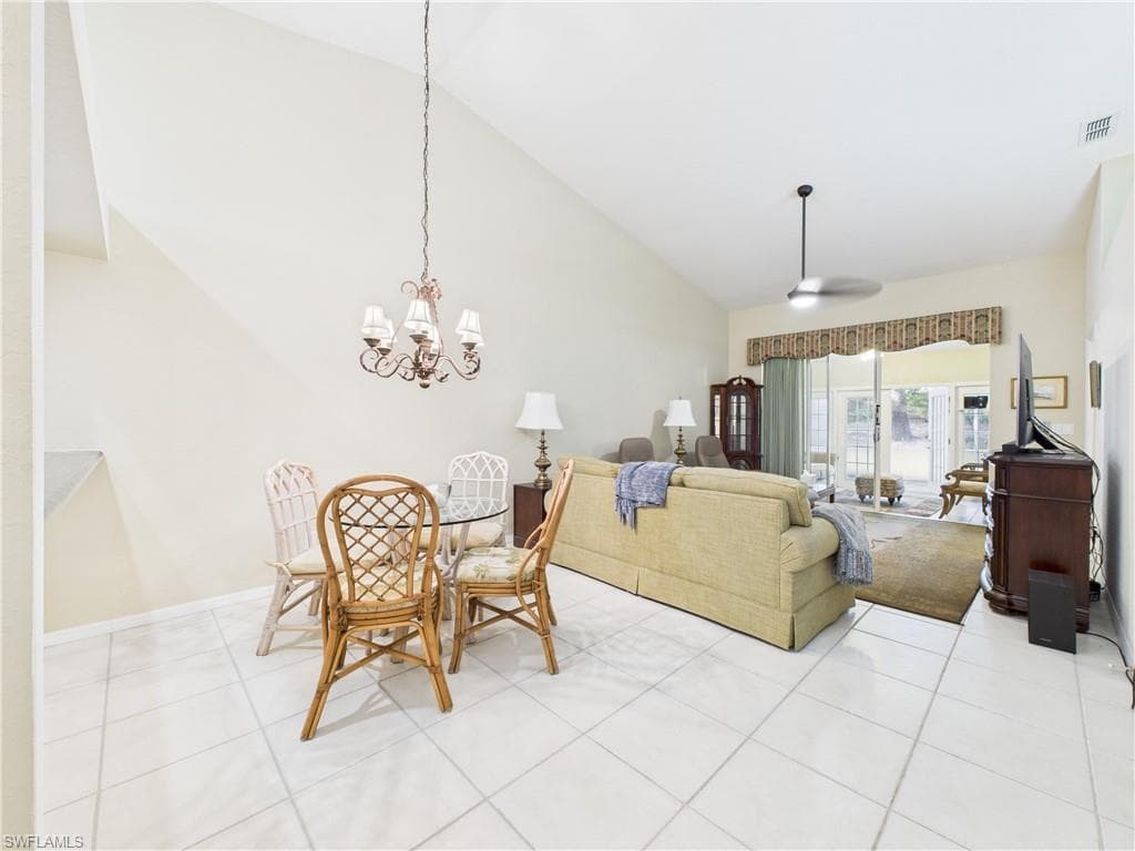 1704 Royal Cir 602, Naples, FL 34112-15