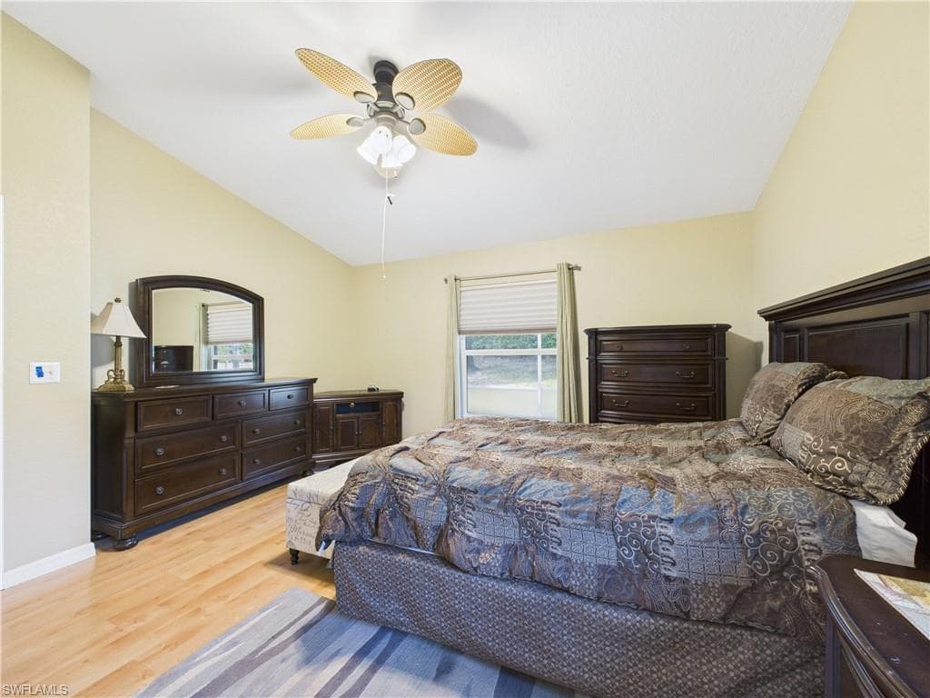1704 Royal Cir 602, Naples, FL 34112-20