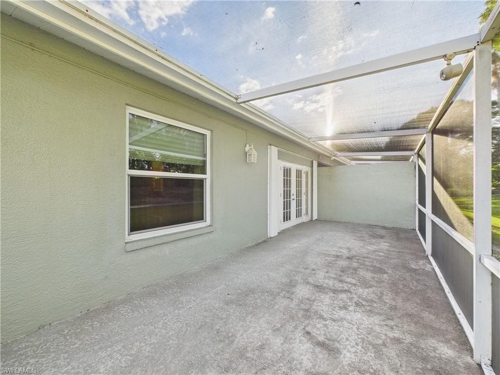 1704 Royal Cir 602, Naples, FL 34112-27