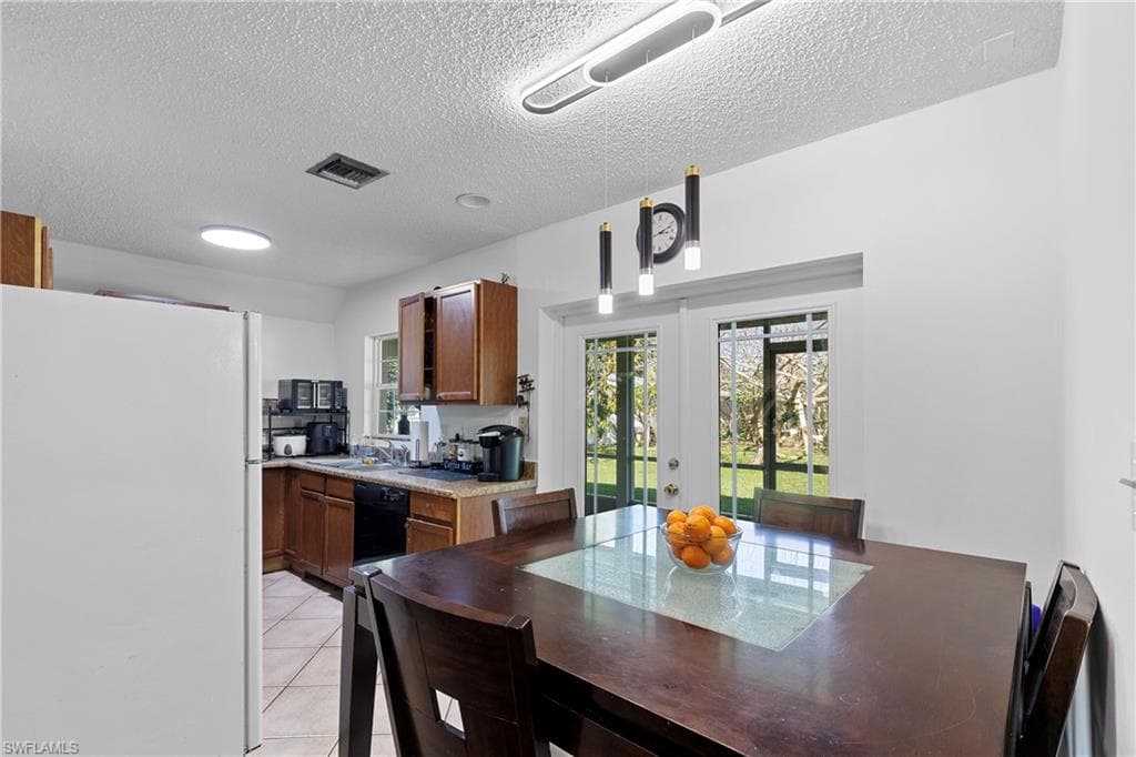 3112 52nd Ter SW, Naples, Fl 34116-7