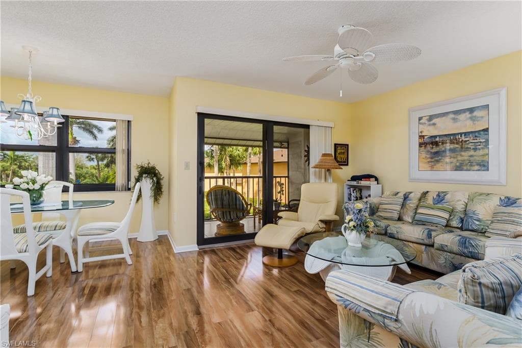 1514 Mainsail Dr 4, Naples, FL 34114-9