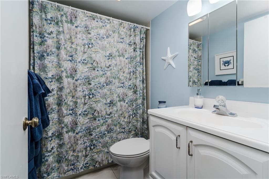 1514 Mainsail Dr 4, Naples, FL 34114-21