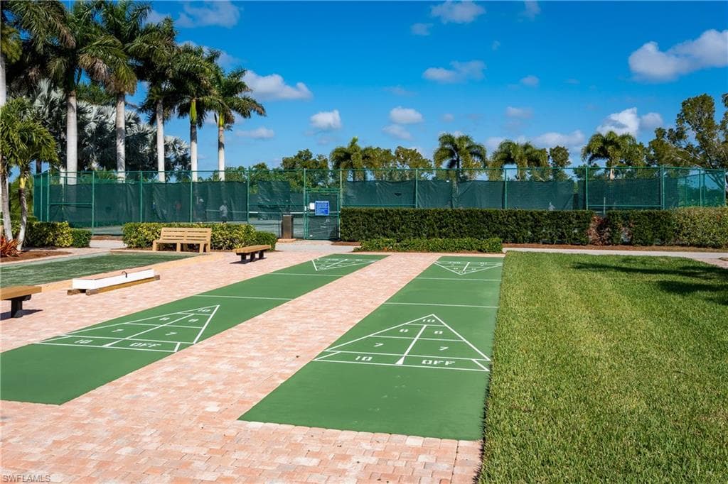 1514 Mainsail Dr 4, Naples, FL 34114-27