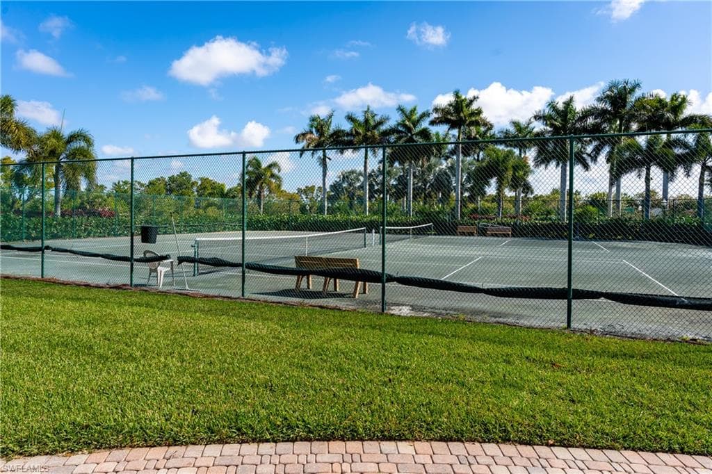 1514 Mainsail Dr 4, Naples, FL 34114-28
