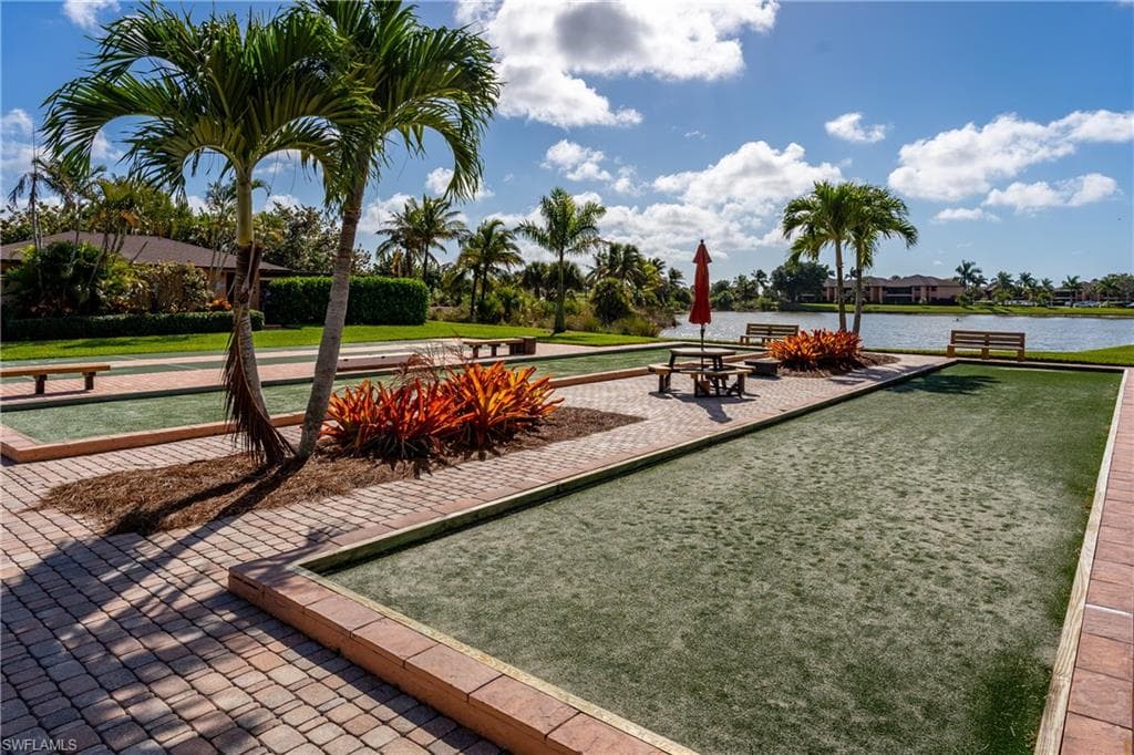 1514 Mainsail Dr 4, Naples, FL 34114-29