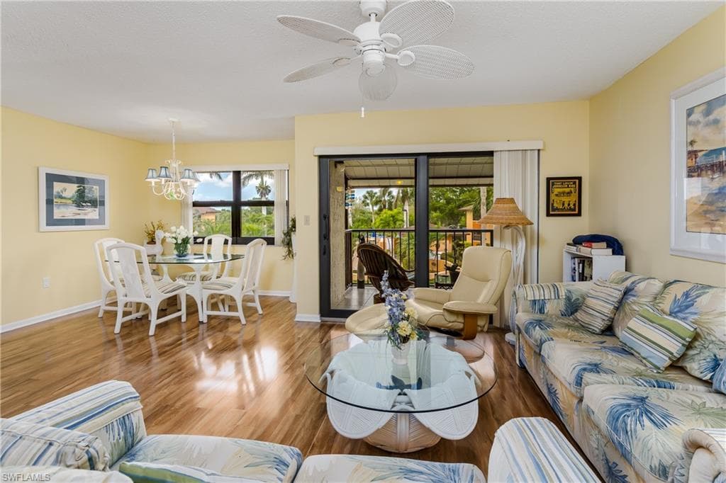 1514 Mainsail Dr 4, Naples, FL 34114-5