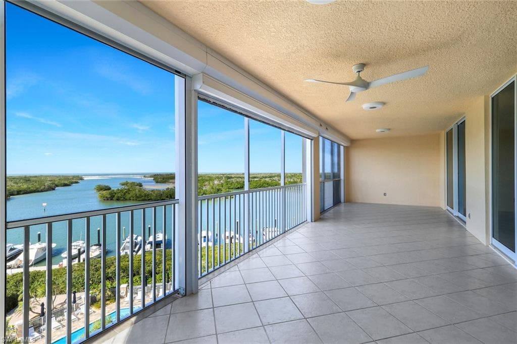 425 Dockside Dr 604, Naples, FL 34110-12