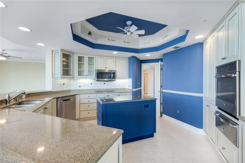 425 Dockside Dr 604, Naples, FL 34110-14