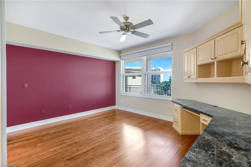 425 Dockside Dr 604, Naples, FL 34110-26