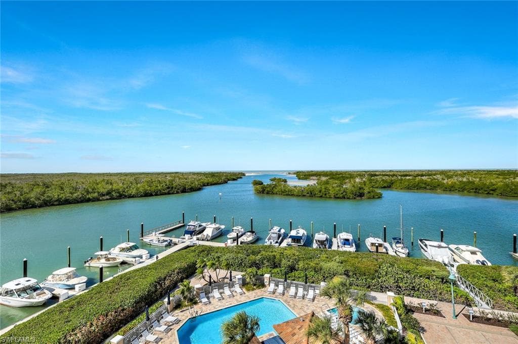 425 Dockside Dr 604, Naples, FL 34110-30
