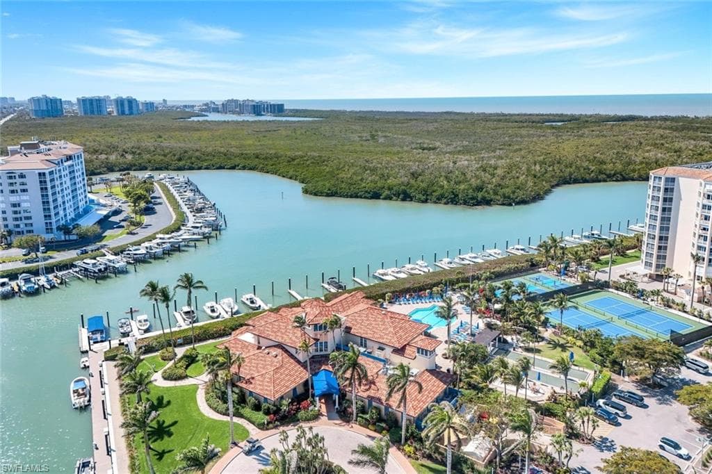 425 Dockside Dr 604, Naples, FL 34110-40