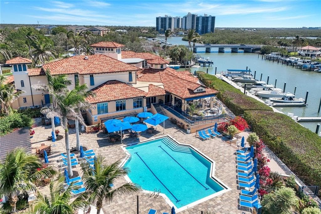 425 Dockside Dr 604, Naples, FL 34110-44