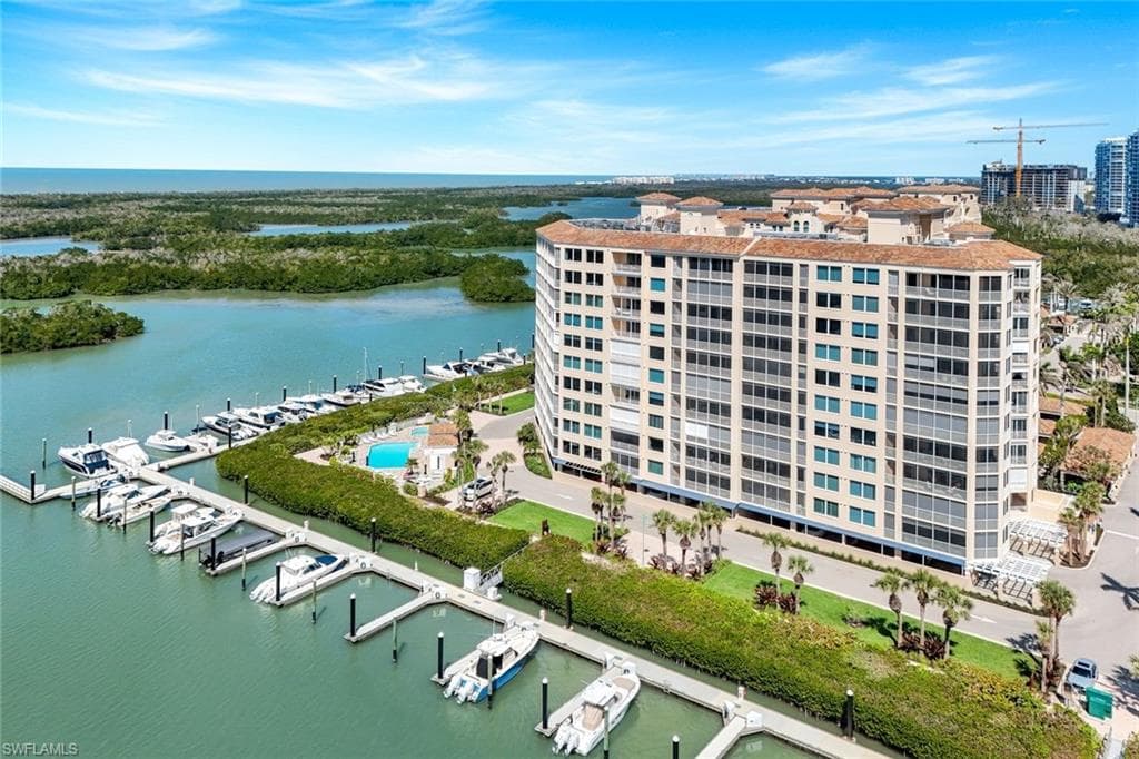 425 Dockside Dr 604, Naples, FL 34110-47
