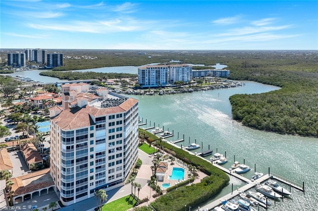 425 Dockside Dr 604, Naples, FL 34110-48