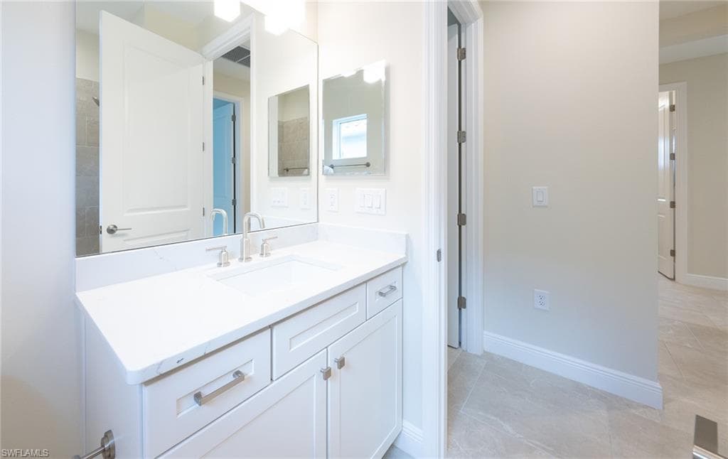4596 Centaurus Cir, Naples, FL 34120-20