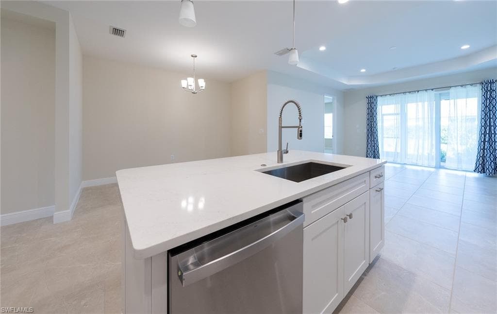4596 Centaurus Cir, Naples, FL 34120-6