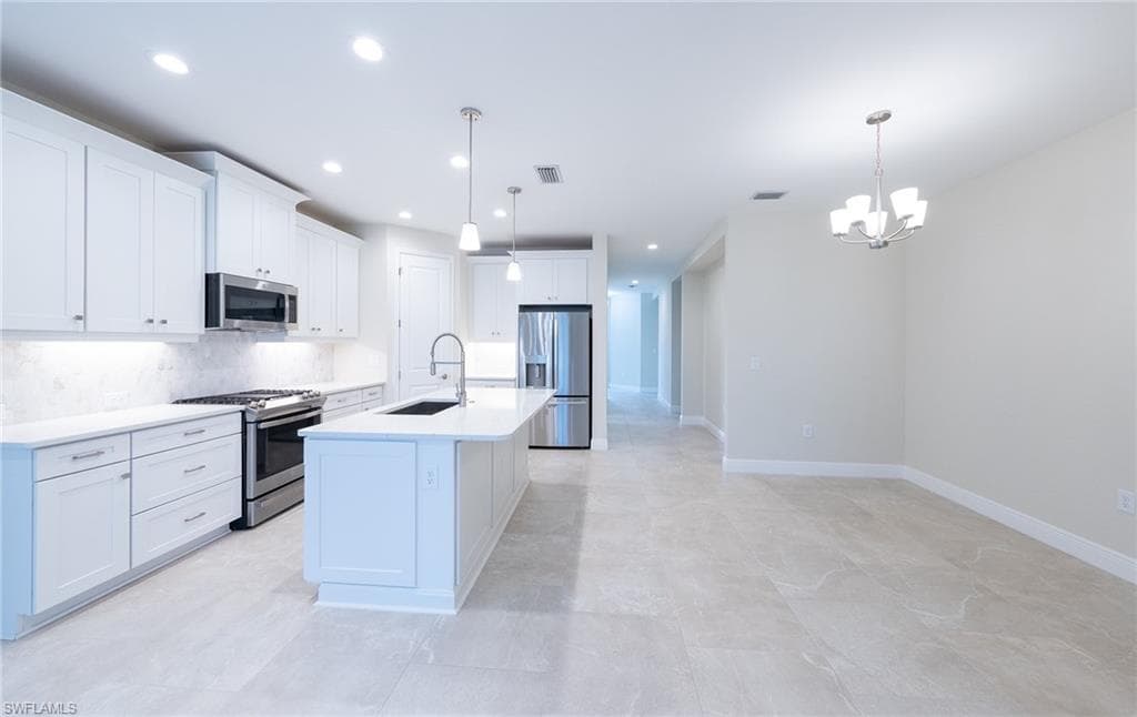 4596 Centaurus Cir, Naples, FL 34120-7