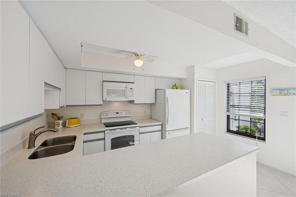 138 Marco Villas Dr V5, Marco Island, FL 34145-17