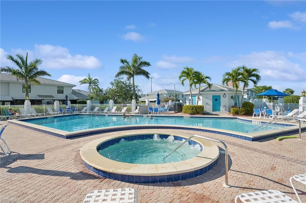 138 Marco Villas Dr V5, Marco Island, FL 34145-32