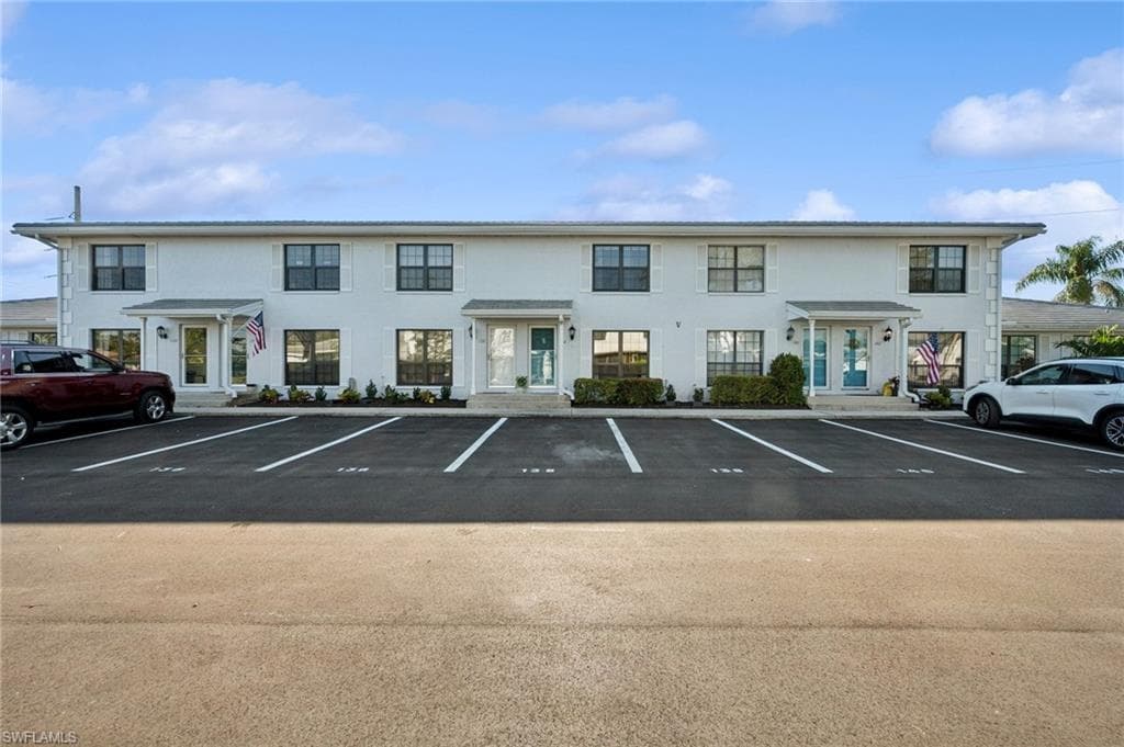 138 Marco Villas Dr V5, Marco Island, FL 34145-33