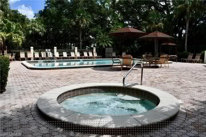 15125 Parkside Dr 6, Fort Myers, FL 33908-9