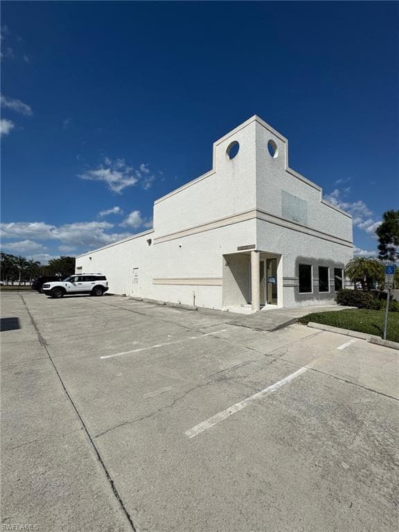 421 Elkcam Cir, Marco Island, FL 34145-3