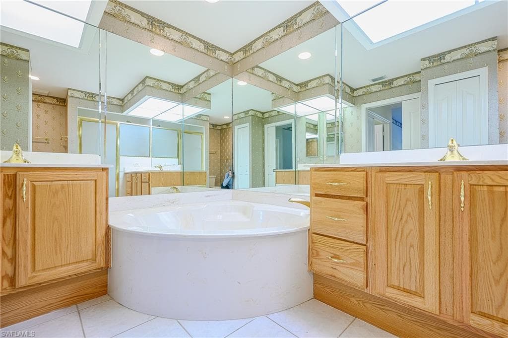 5805 Grande Reserve Way 1102, Naples, FL 34110-14