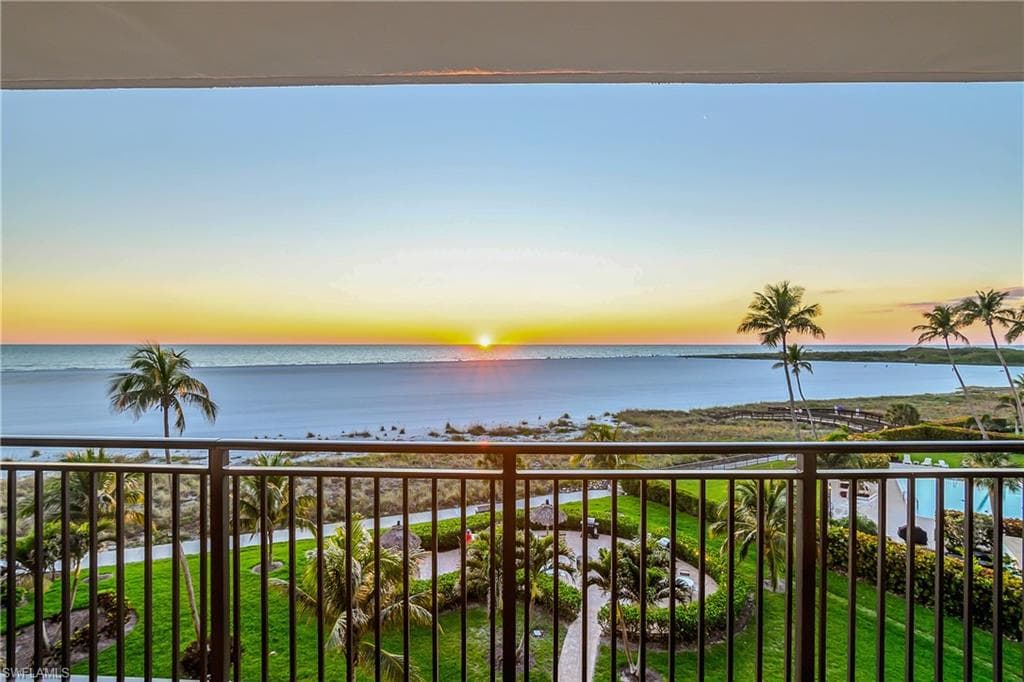 180 Seaview Ct 515, Marco Island, FL 34145-22