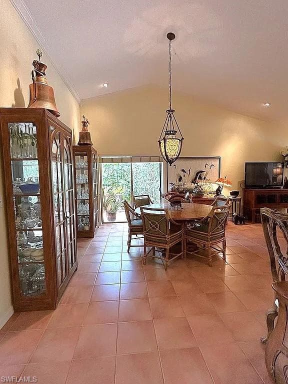 1184 Jardin Dr, Naples, FL 34104-10