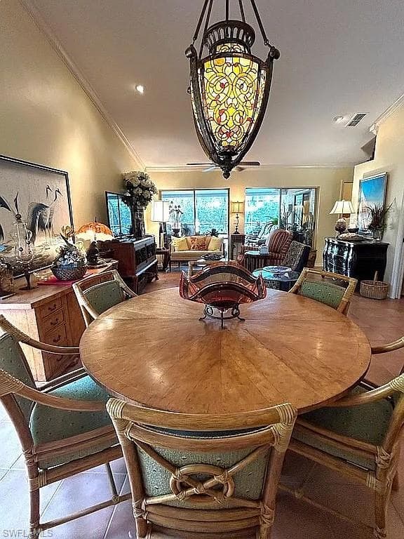 1184 Jardin Dr, Naples, FL 34104-12