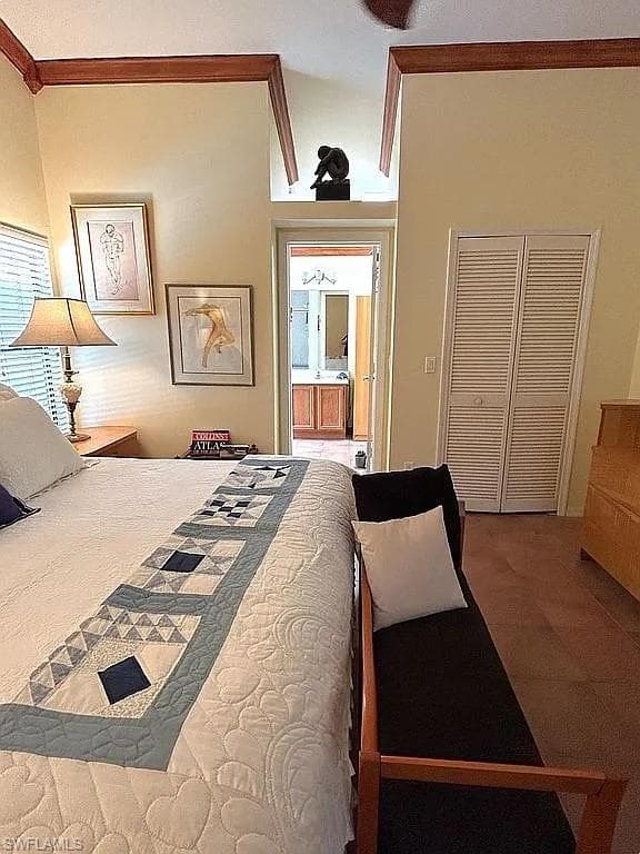 1184 Jardin Dr, Naples, FL 34104-17