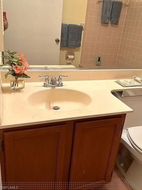 1184 Jardin Dr, Naples, FL 34104-23
