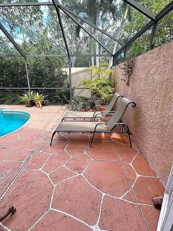 1184 Jardin Dr, Naples, FL 34104-24